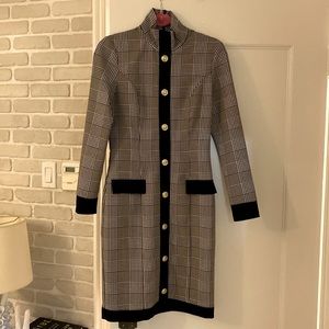 Bought from Maska Mode. Never worn. Made in Italy. Houndstooth pattern